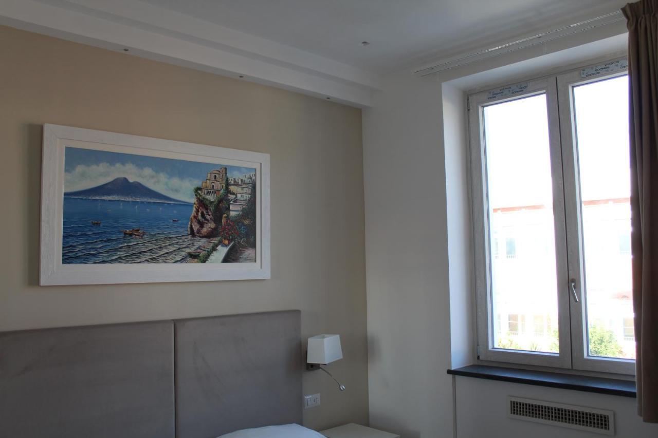 Villa Emanuel White Sorrento Exterior photo